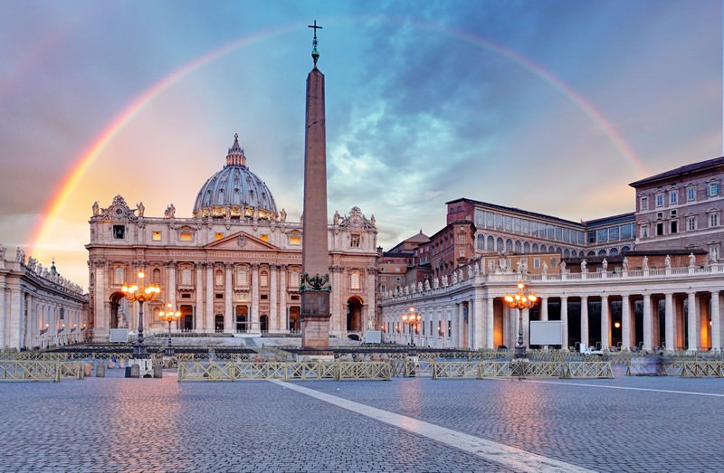 Фотообои Площадь Святого Петра с радугой, Рим.