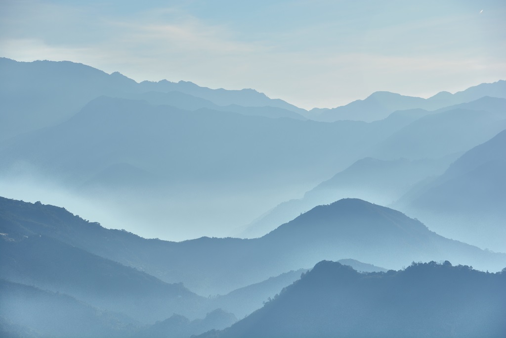 Фотообои Горы в тумане 