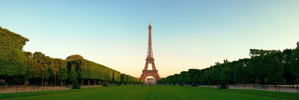 Фотообои Эйфелева башня Париж