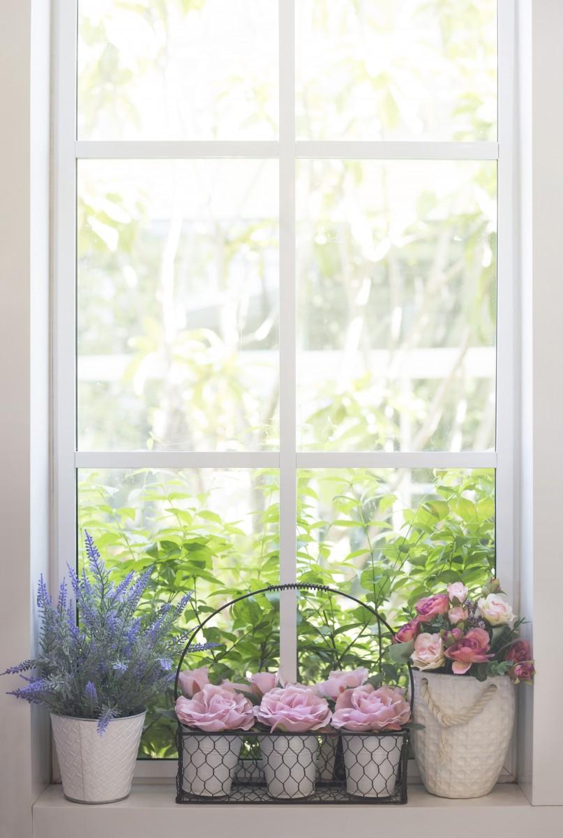 Фотообои вид из окна Подоконник с цветами
