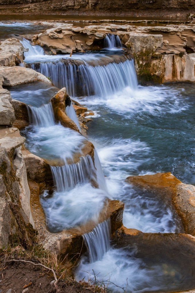 Фотообои Каскадный водопад
