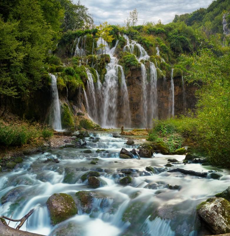 Фотообои Горные водопады и природа 