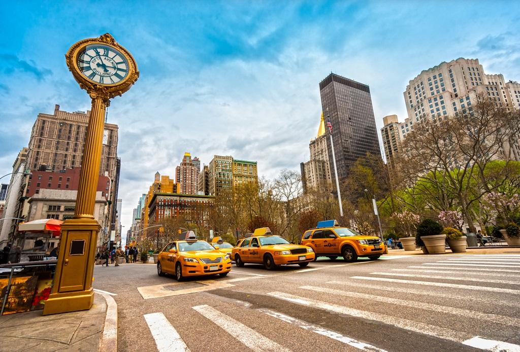 Фотообои Такси на Пятой авеню. Нью-Йорк